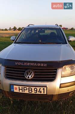 Універсал Volkswagen Passat 2004 в Дубні