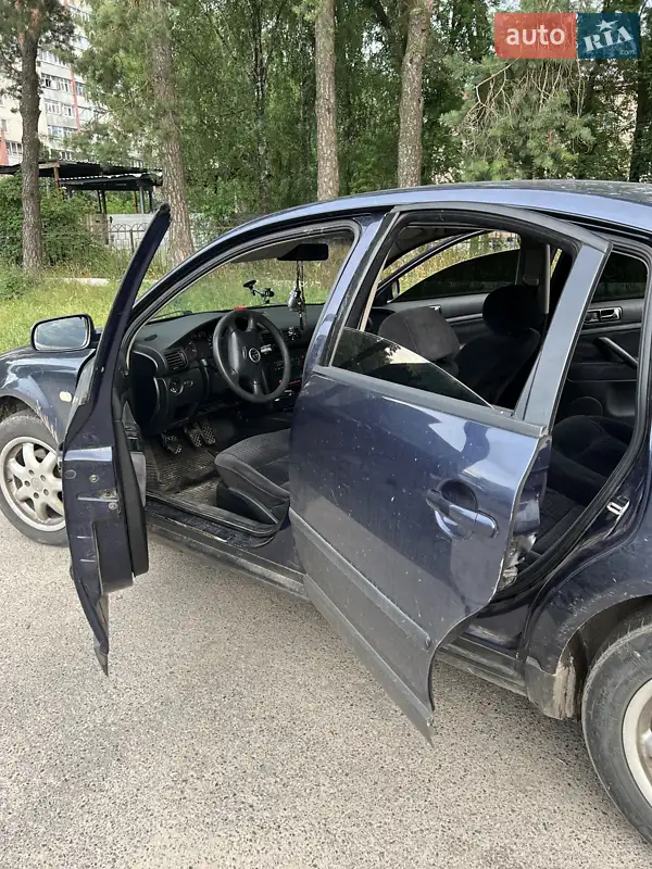 Volkswagen Passat 1999 VIN WVWZZZ3BZYP109108 фото оголошення 14 з 44
