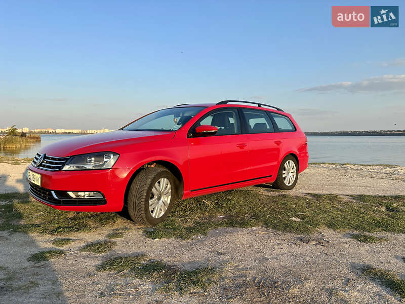 Универсал Volkswagen Passat 2011 в Николаеве