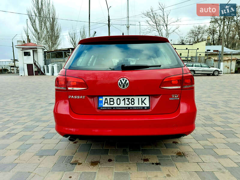Универсал Volkswagen Passat 2011 в Николаеве