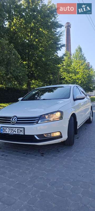 Volkswagen Passat 2013