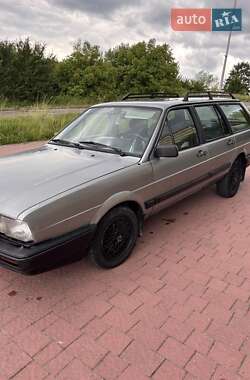Универсал Volkswagen Passat 1987 в Трускавце