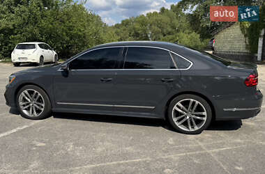 Седан Volkswagen Passat 2016 в Кременчуге