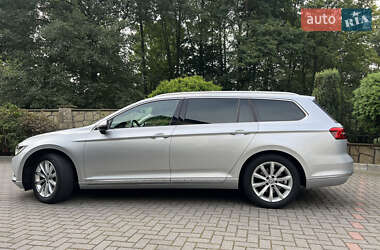 Універсал Volkswagen Passat 2019 в 