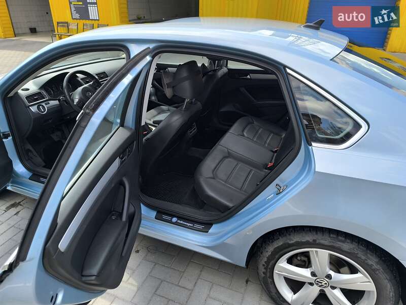 Седан Volkswagen Passat 2012 в Запорожье
