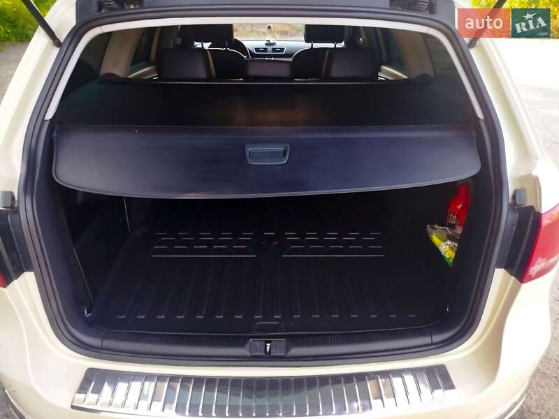 Универсал Volkswagen Passat 2013 в Умани
