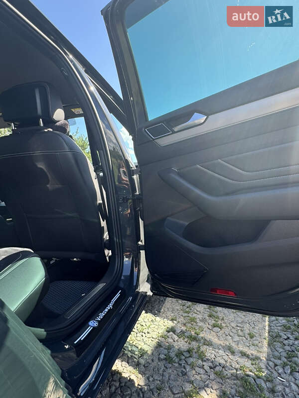 Универсал Volkswagen Passat 2020 в Хмельницком