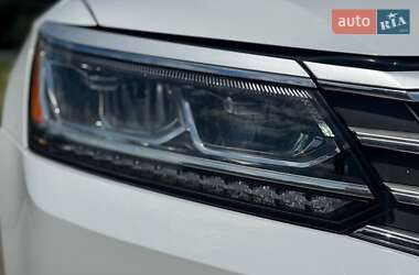Седан Volkswagen Passat 2015 в 