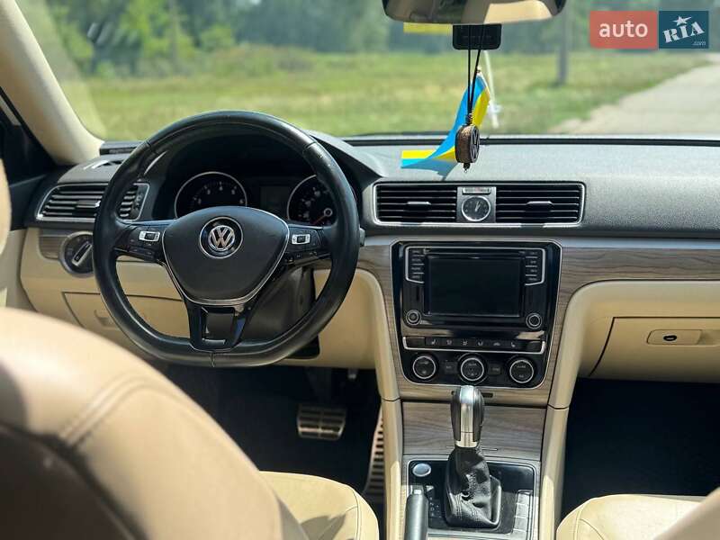 Седан Volkswagen Passat 2015 в Переяславе