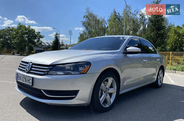 Седан Volkswagen Passat 2012 в Александрие