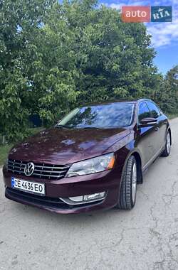 Седан Volkswagen Passat 2013 в Черновцах