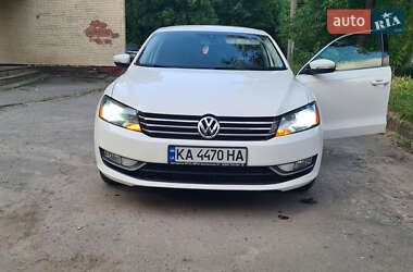 Седан Volkswagen Passat 2015 в Хмельницком