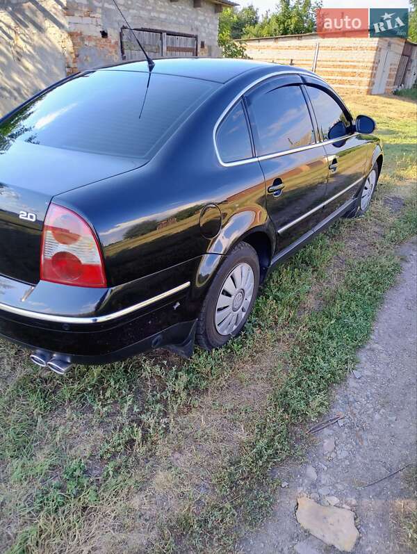 Седан Volkswagen Passat 2004 в Лозовой фото 4 Седан Volkswagen Passat 2004 в Лозовой