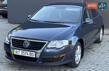 Седан Volkswagen Passat 2006 в Ивано-Франковске