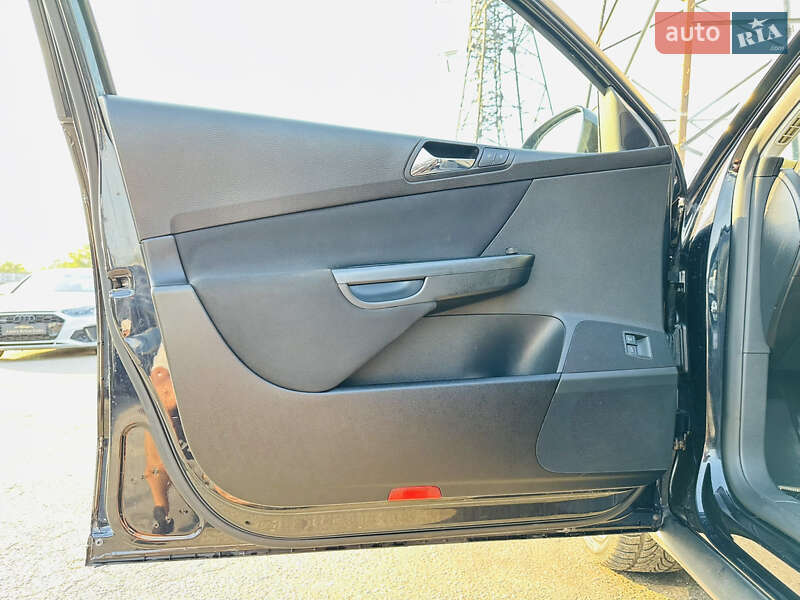 Универсал Volkswagen Passat 2009 в Харькове