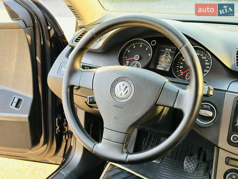 Универсал Volkswagen Passat 2009 в Харькове