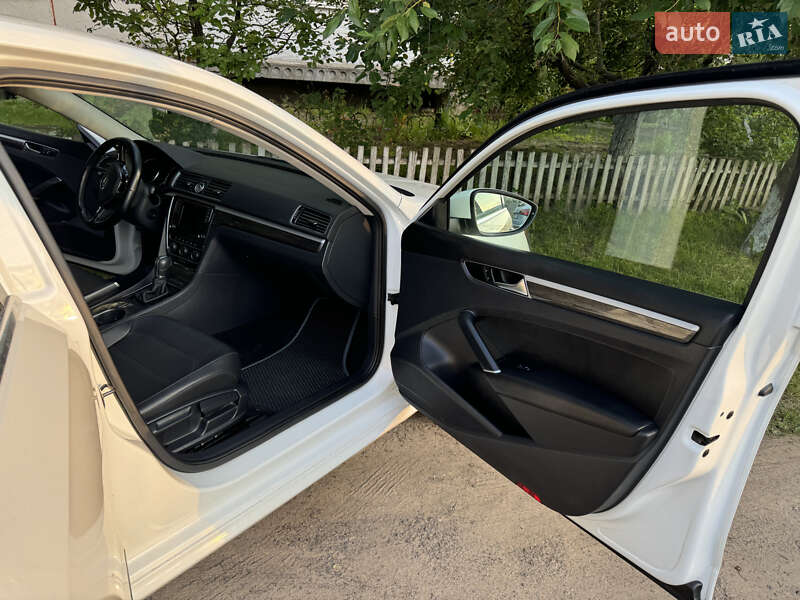 Седан Volkswagen Passat 2016 в Пирятине