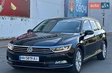 Универсал Volkswagen Passat 2018 в Николаеве