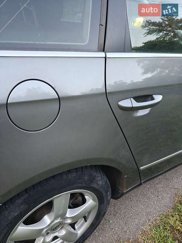 Універсал Volkswagen Passat 2008 в Солоному