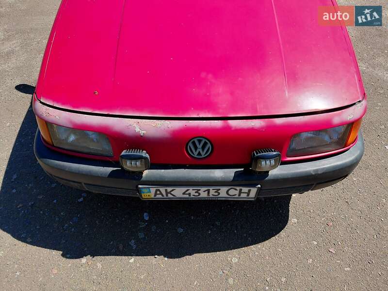 Седан Volkswagen Passat 1988 в Житомире