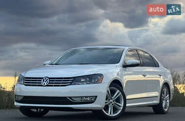 Седан Volkswagen Passat 2015 в 