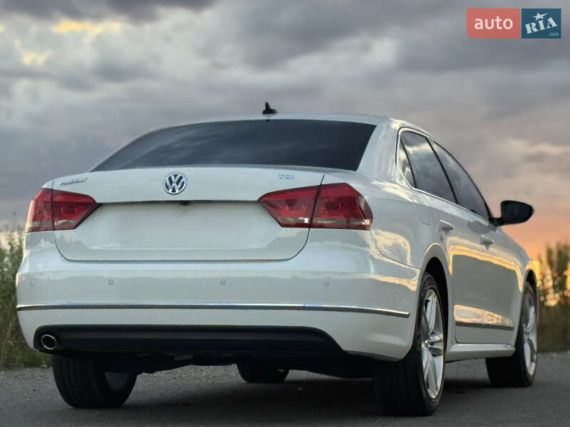 Седан Volkswagen Passat 2015 в Дрогобыче