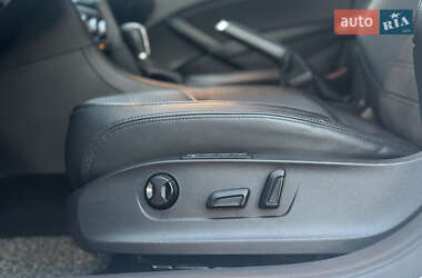 Седан Volkswagen Passat 2015 в 