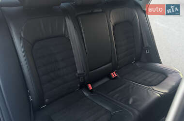 Седан Volkswagen Passat 2015 в 