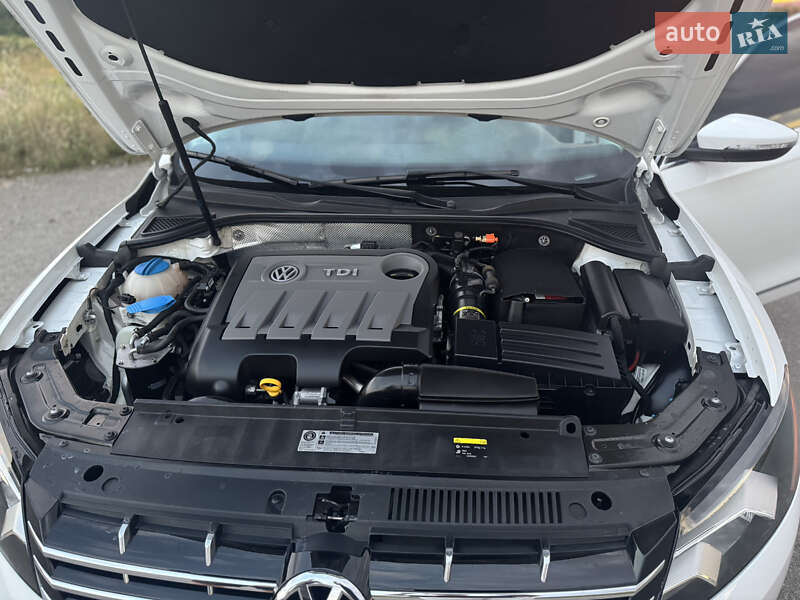 Седан Volkswagen Passat 2015 в Дрогобыче