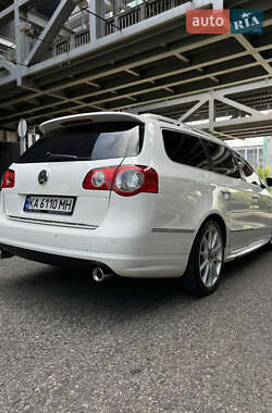 Універсал Volkswagen Passat 2010 в 