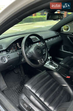 Універсал Volkswagen Passat 2010 в 