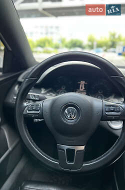 Універсал Volkswagen Passat 2010 в 