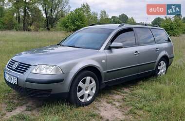 Универсал Volkswagen Passat 2003 в Остер