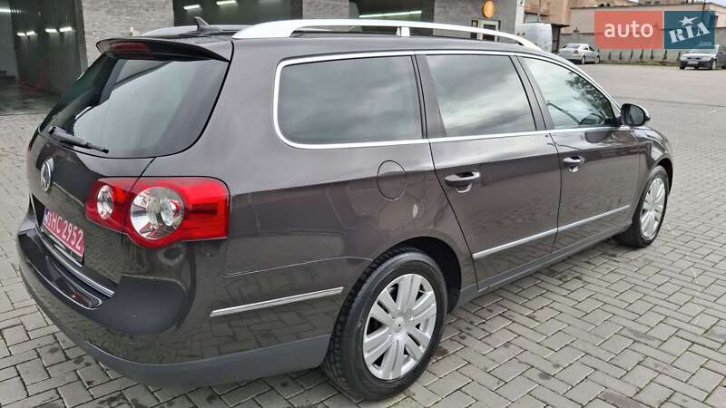 Универсал Volkswagen Passat 2008 в Ровно