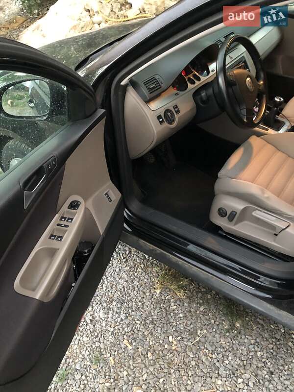 Универсал Volkswagen Passat 2008 в Вознесенске