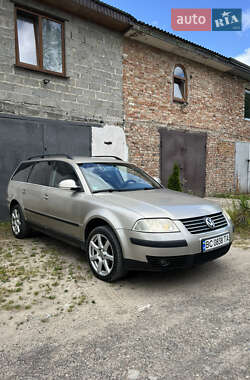 Універсал Volkswagen Passat 2005 в Городку