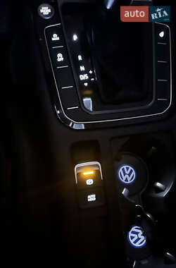 Седан Volkswagen Passat 2017 в 
