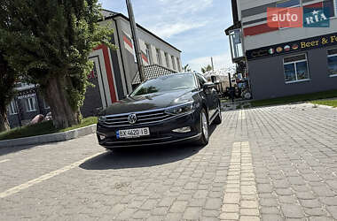 Универсал Volkswagen Passat 2020 в Чемеровцах