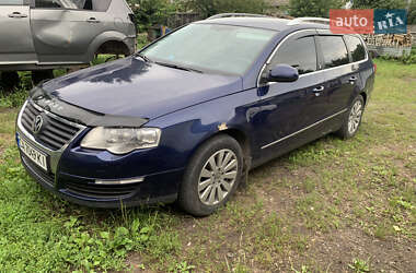 Універсал Volkswagen Passat 2009 в Житомирі