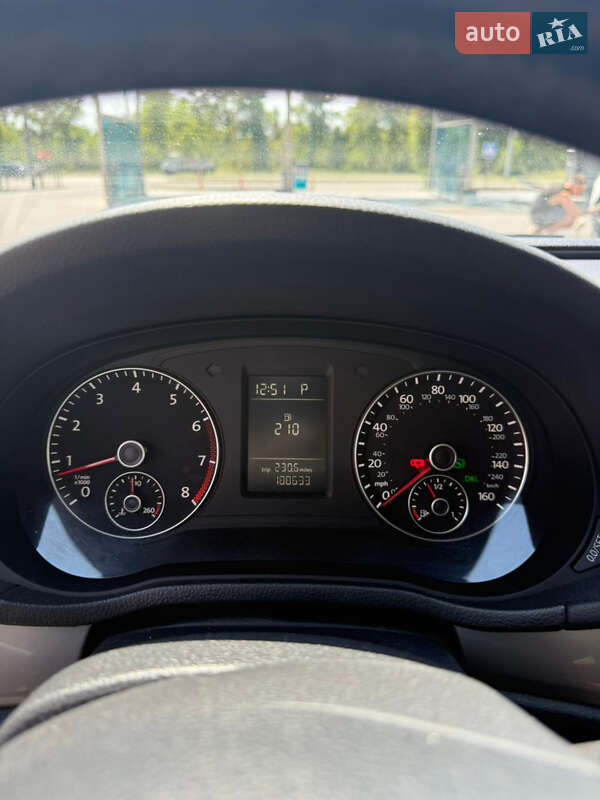 Седан Volkswagen Passat 2014 в Запорожье