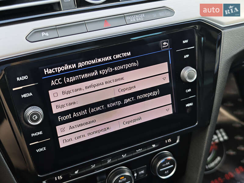 Универсал Volkswagen Passat 2019 в Луцке