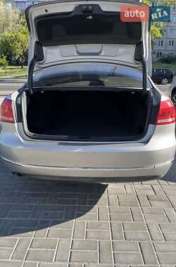 Седан Volkswagen Passat 2014 в 
