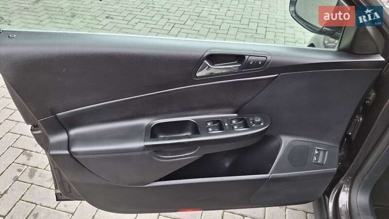 Универсал Volkswagen Passat 2008 в Ровно