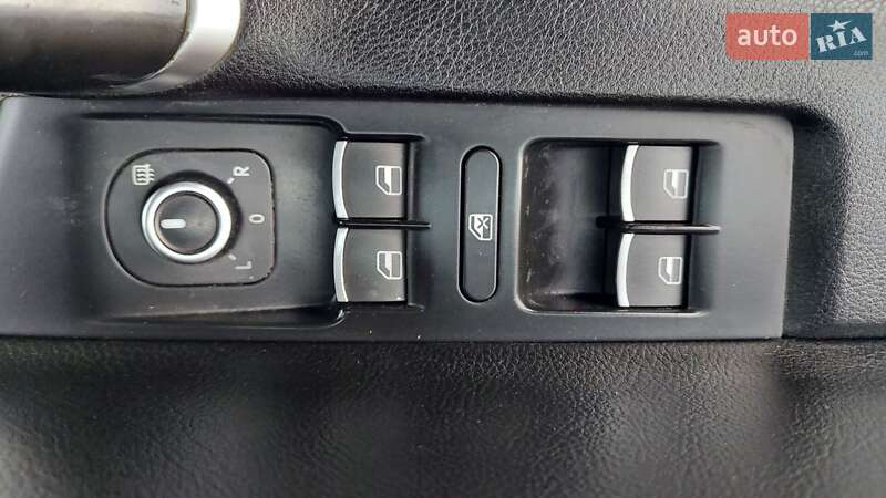 Универсал Volkswagen Passat 2013 в Одессе