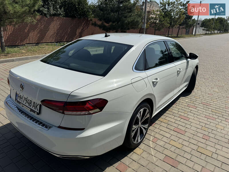 Седан Volkswagen Passat 2021 в Ізмаїлі