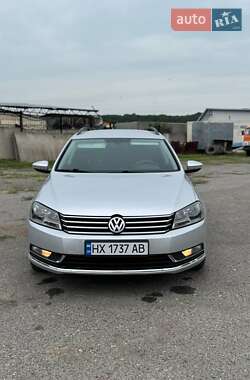 Універсал Volkswagen Passat 2013 в Старокостянтинові
