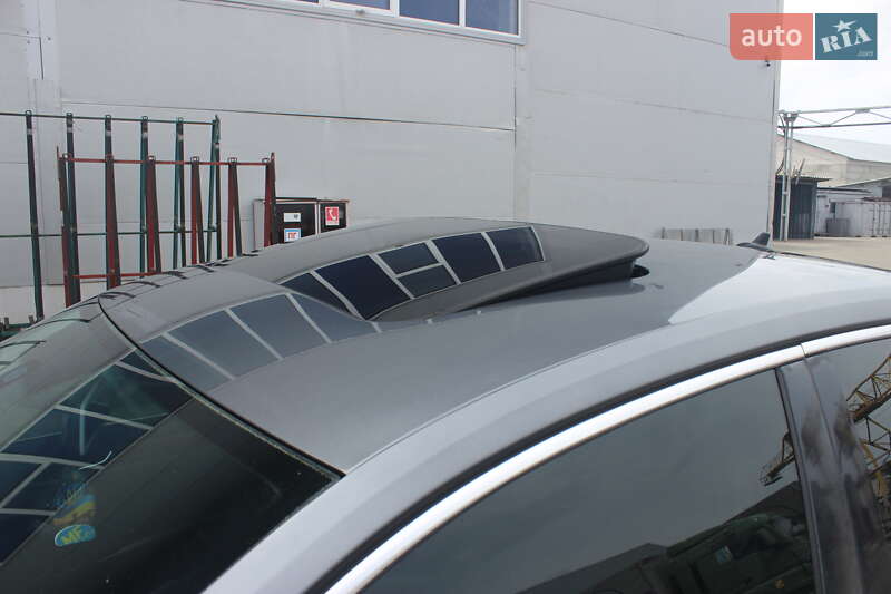 Седан Volkswagen Passat 2012 в Києві