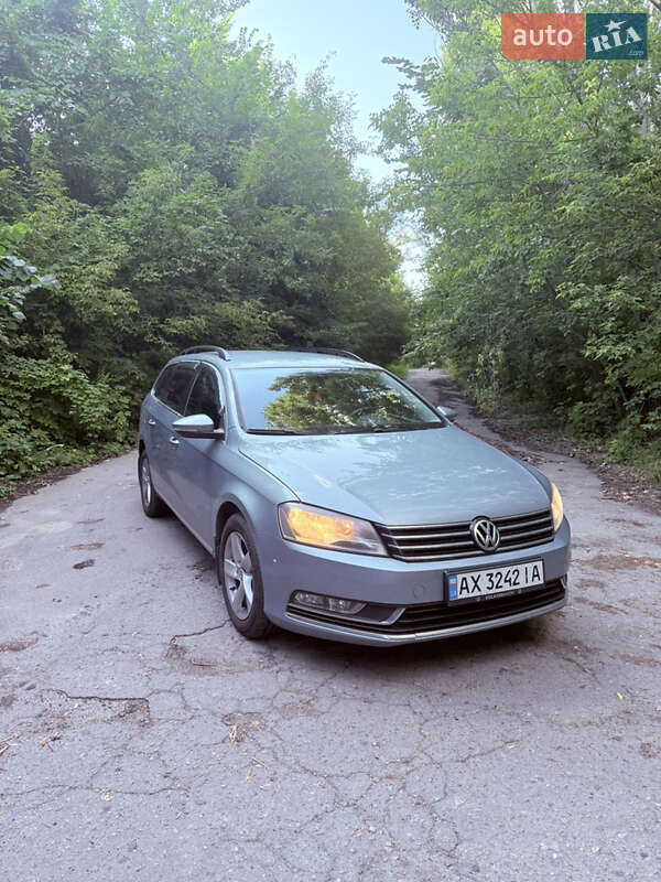 Volkswagen Passat 2011