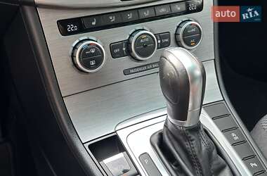 Універсал Volkswagen Passat 2014 в 