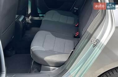 Універсал Volkswagen Passat 2014 в 